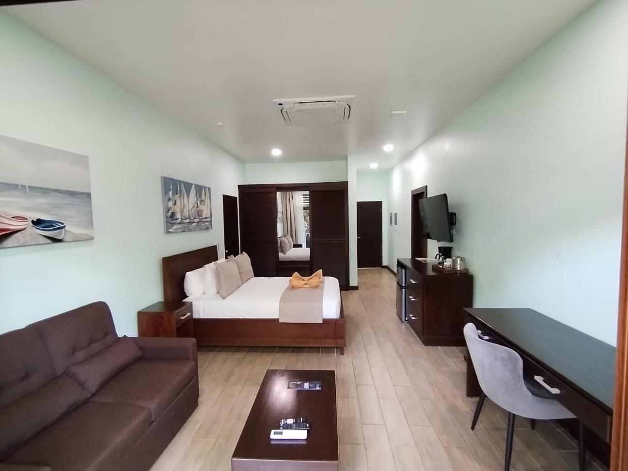 Bungalows Beachfront Hotel Punta Uva Extérieur photo